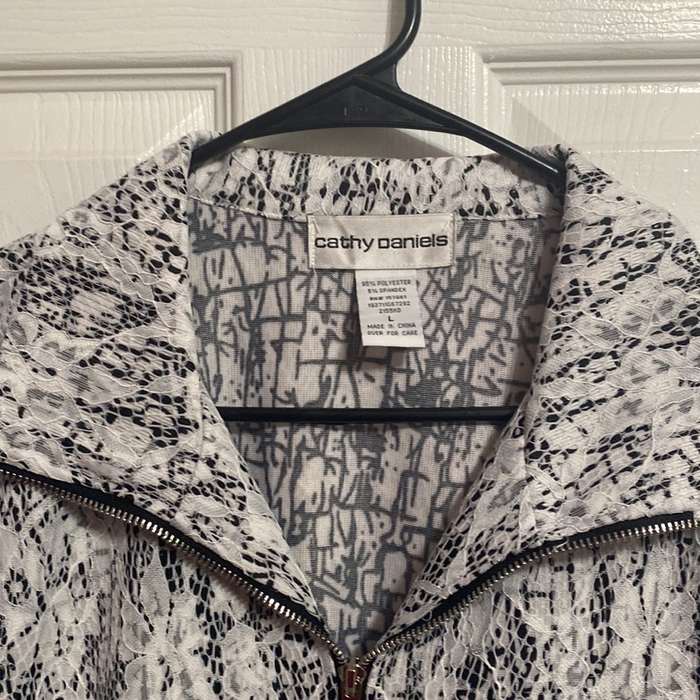 ♠️NWT♠️ Zip-Up Blazer - Picture 2 of 6